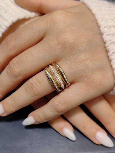 14 AYAR 3 LÜ ORTASI TAŞLI FANTAZİ ALTIN YÜZÜK