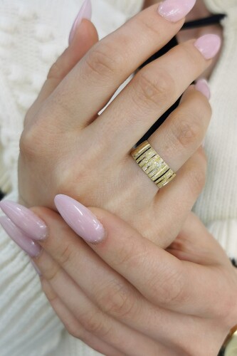 14 AYAR SİMLİ DİKME ŞEKİL ALTIN ALYANS YÜZÜK  8 MM